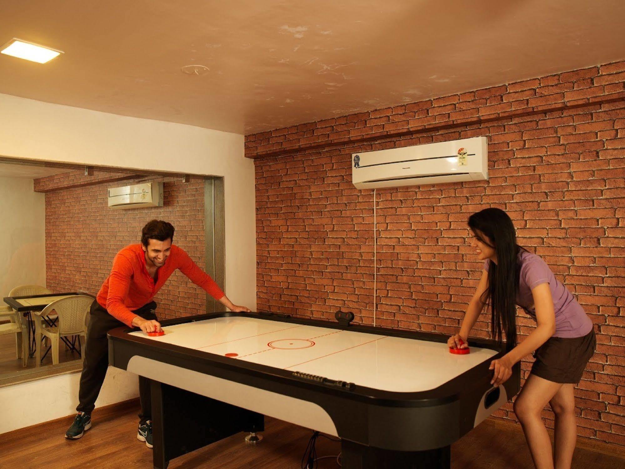 Palm Green Club Resort Jetalpur Ngoại thất bức ảnh